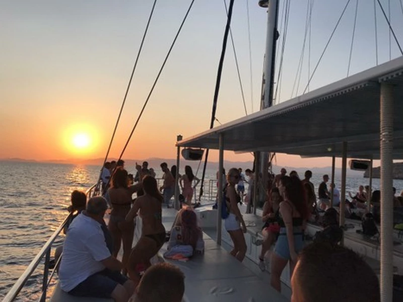 Tour en bateau / Life&Sea 3h sunset
