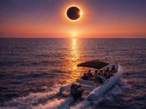 Éclipse solaire 12.08.20 / Eclipse - Rent Boat